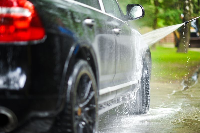 Mobil Terguyur Hujan Apakah Perlu di Cuci Honda Madiun