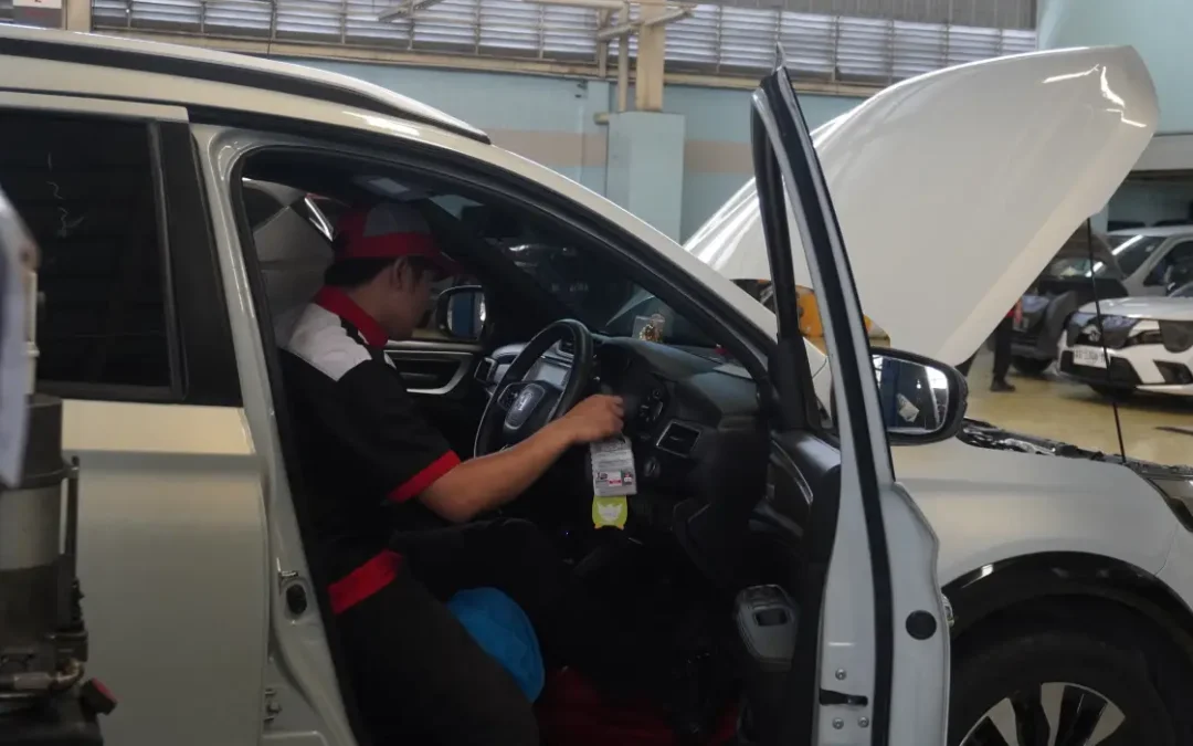 Mobil Terasa Keras di Jalan? Kembalikan Kenyamanan Berkendara Anda: Cek Suspensi & Kaki-Kaki di Bengkel Resmi Honda Bintang Madiun!